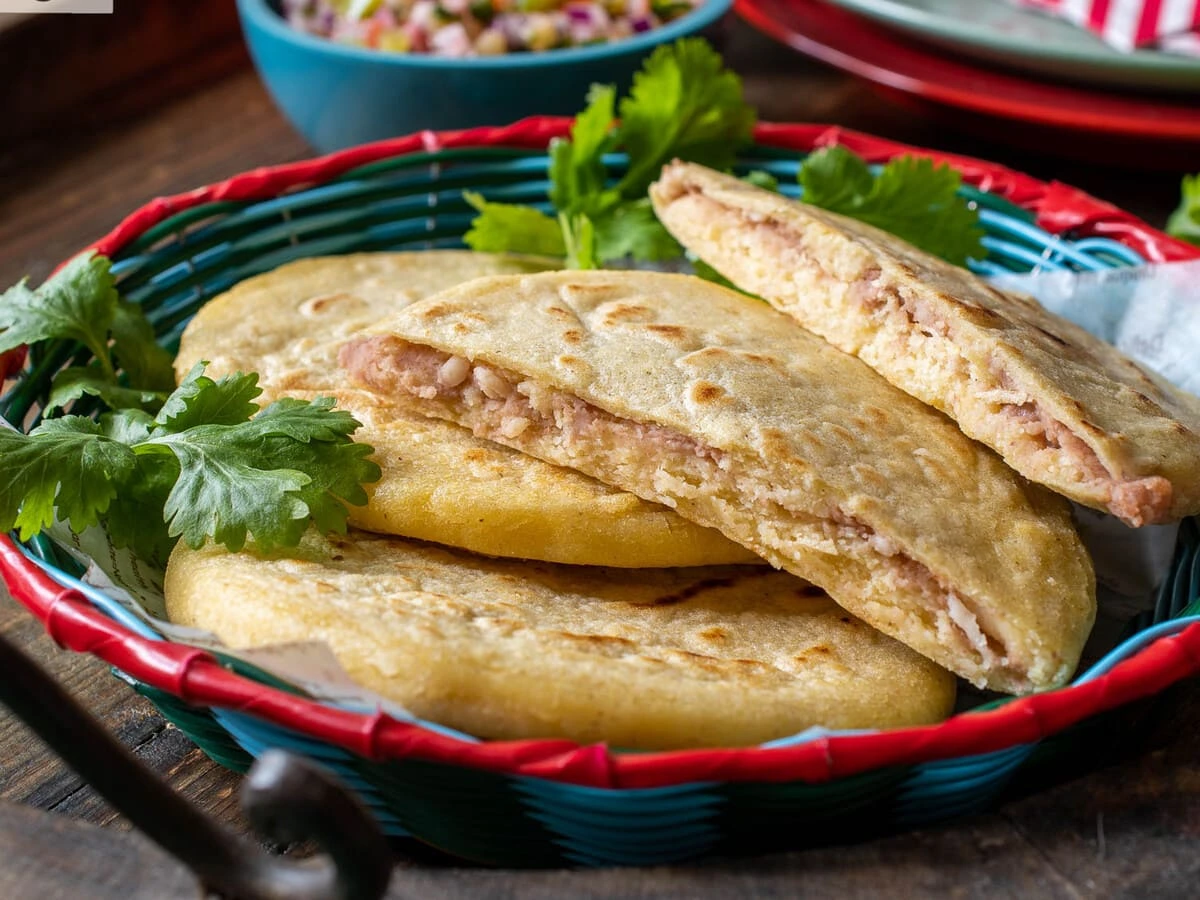 Pupusas Salvadoreñas | Salvadoran Pupusas